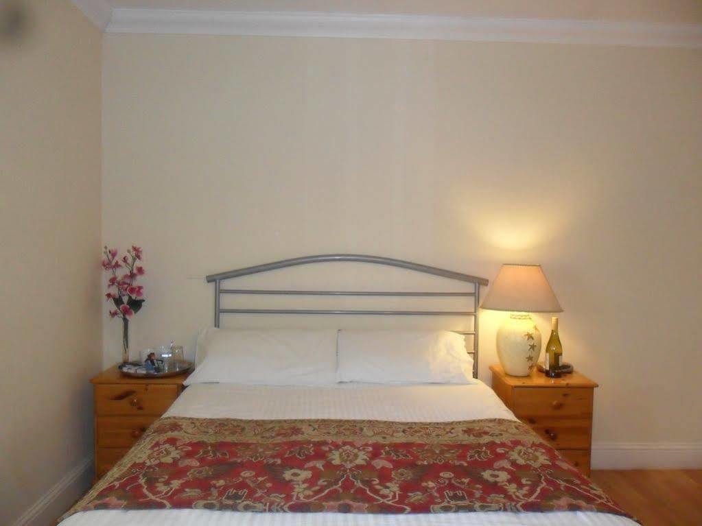 Kidron B & B & The Old Manse Guesthouse Blackwaterfoot Екстериор снимка